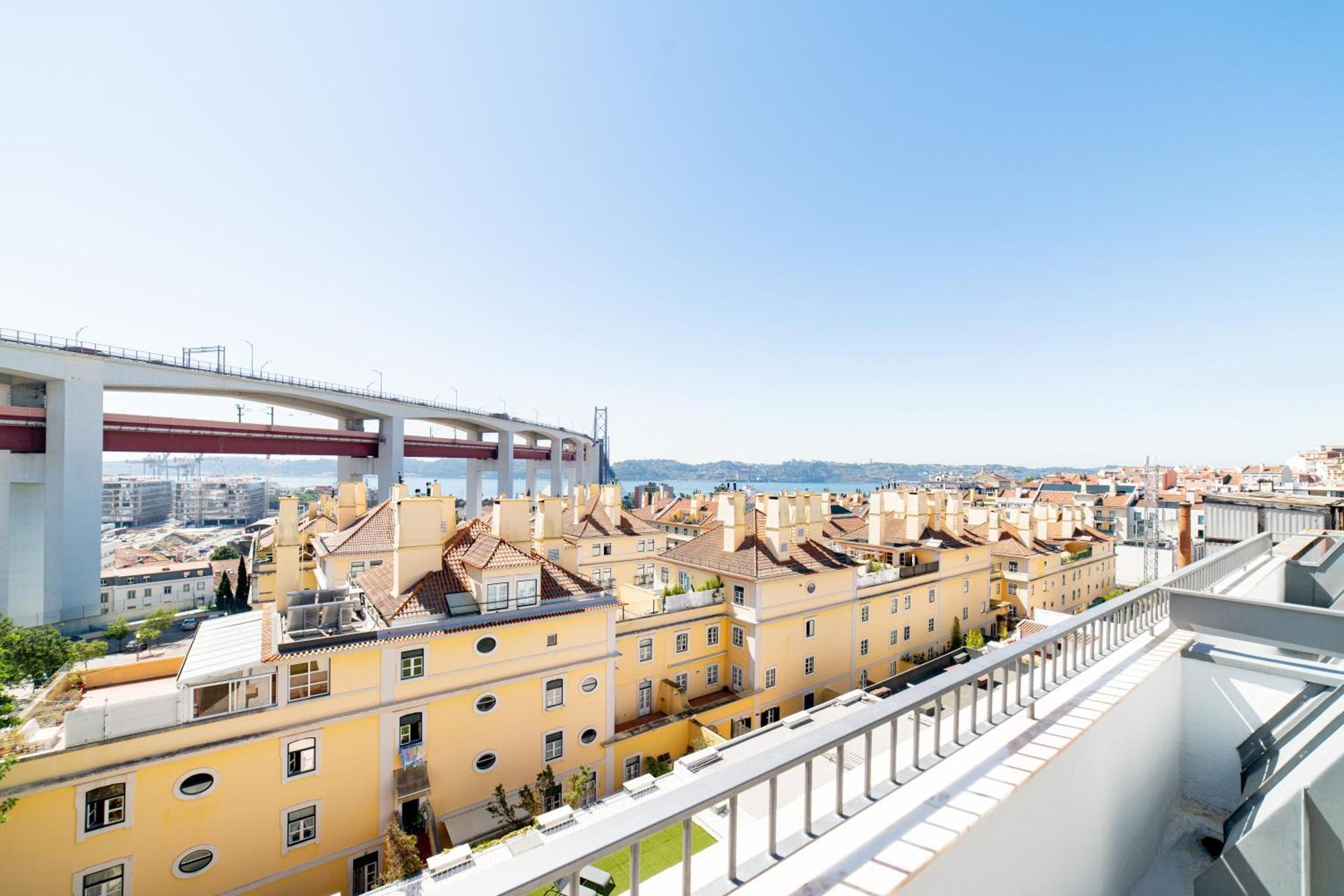 Lusiadas 53 5 D - Beautiful River View Apartamento *
